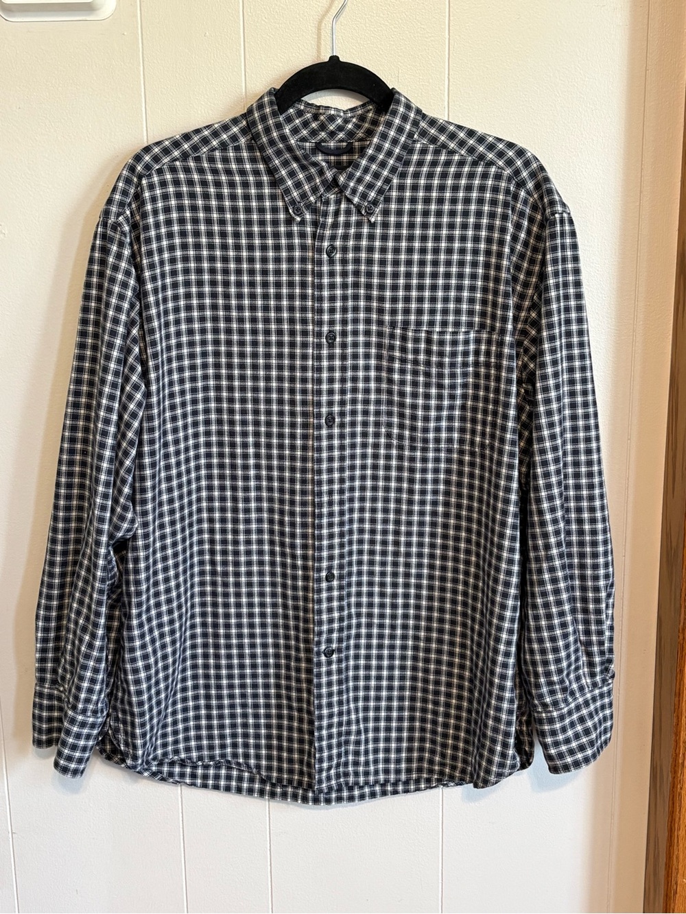 Vintage 90’s Dockers Navy and White Plaid Button-Down Shirt Mens size L EUC